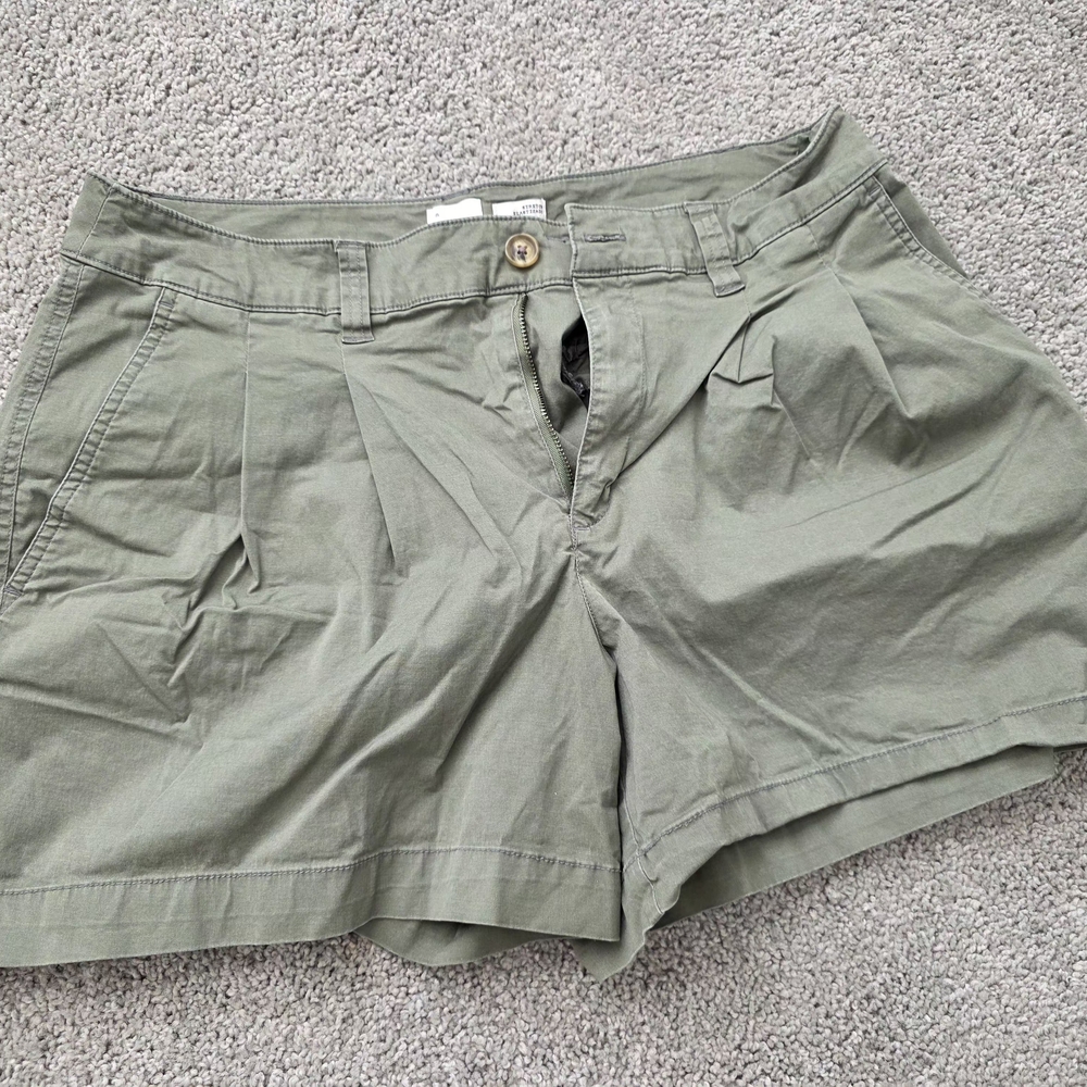 a new day Sage Green Women's Cargo Shorts